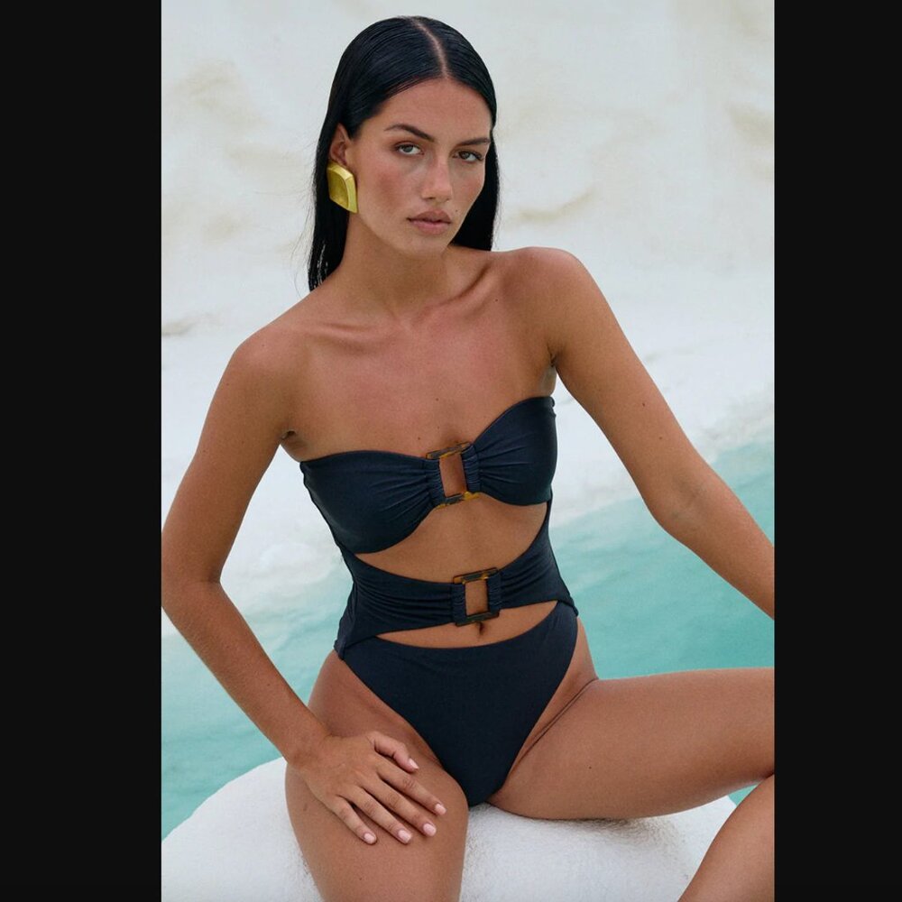 MALAKAI ONE PIECE SWIMSUIT / BLACK / SIZE XS